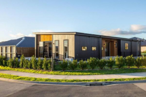 Luxe on Burgundy, Martinborough